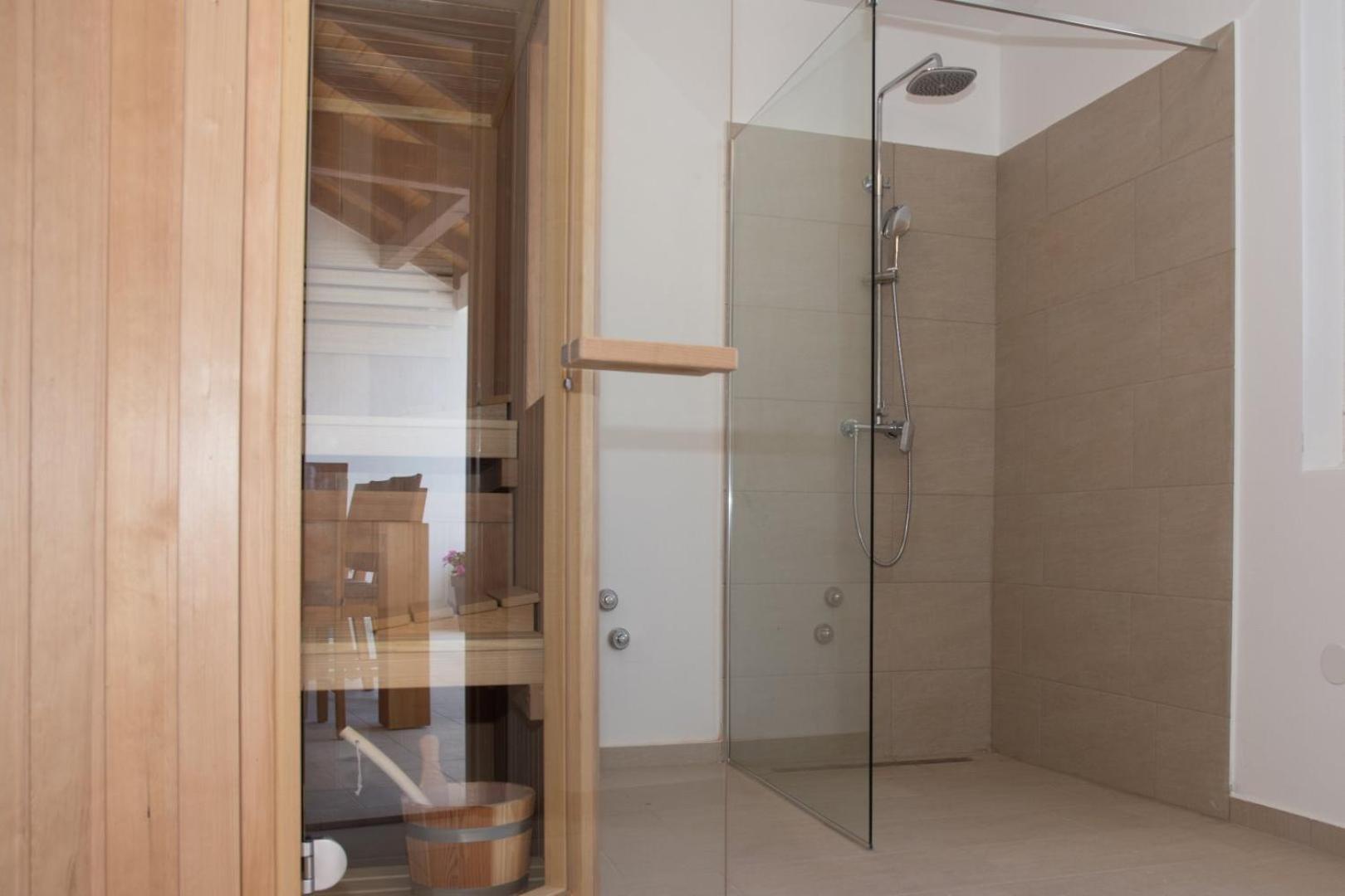 Villa Stella - Crowonder Luxury Rent Turanj Kültér fotó
