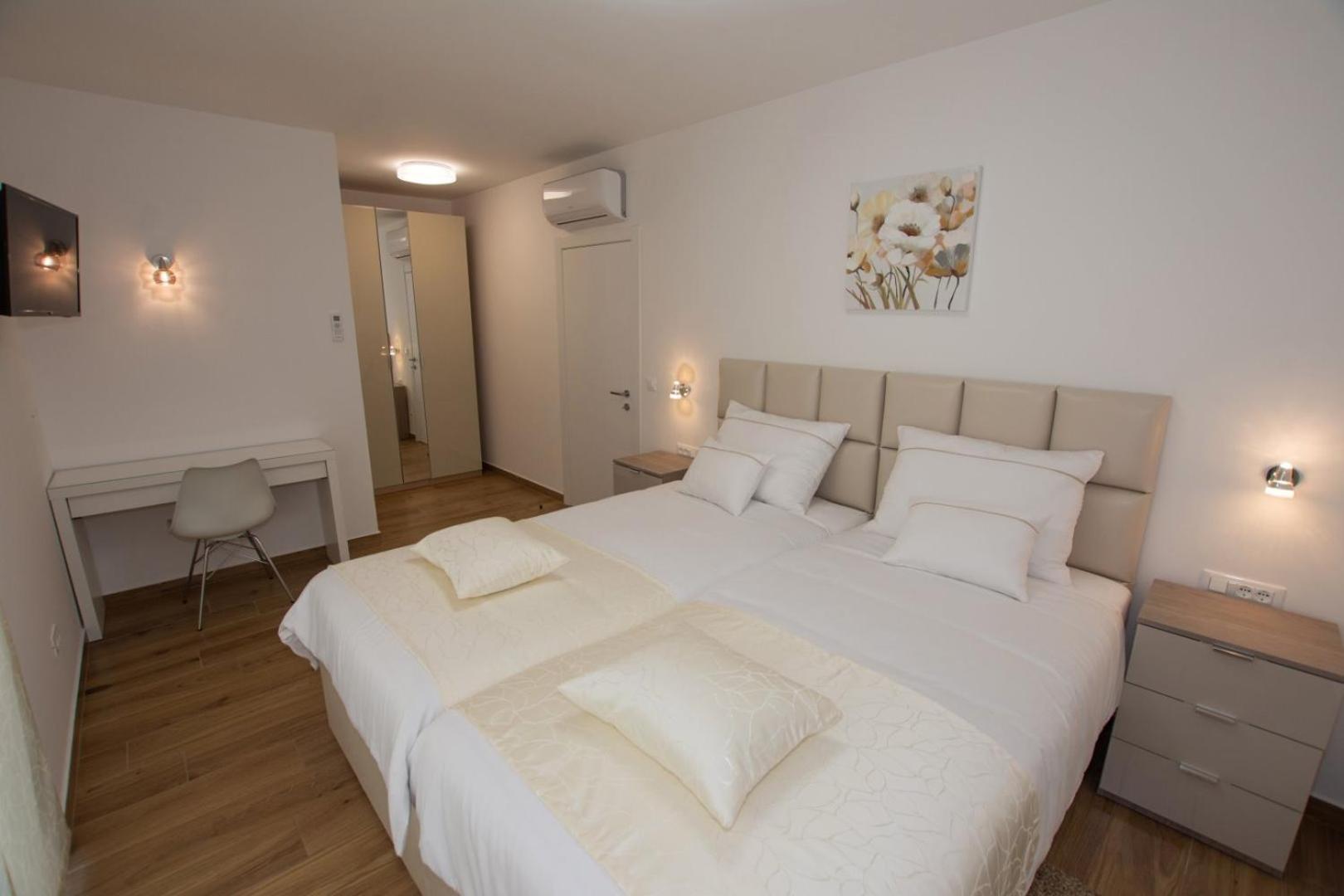 Villa Stella - Crowonder Luxury Rent Turanj Kültér fotó