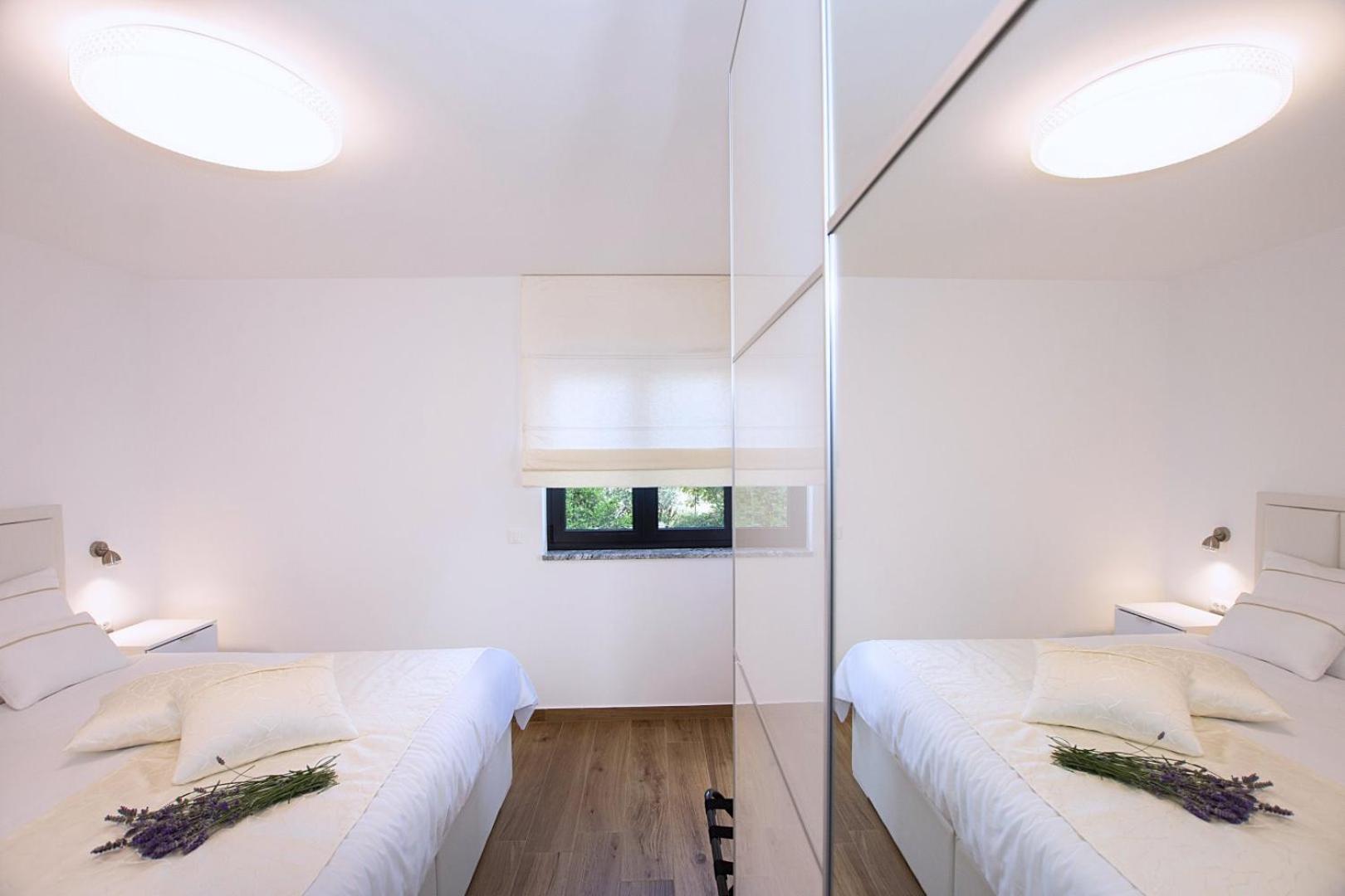 Villa Stella - Crowonder Luxury Rent Turanj Kültér fotó